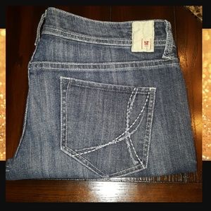 !IT JEANS LOS ANGELES CAPRIS SIZE 30💥💥